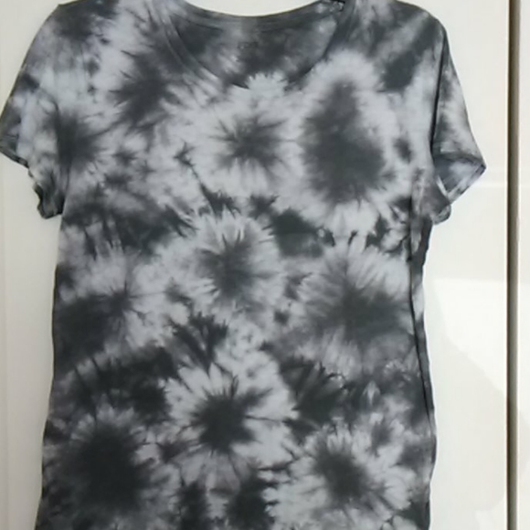 PINK Victoria's Secret Tops - VS Pink tee